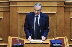 Ο Αντώνης Σαμαράς σε ομιλία του στη Βουλή