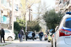 dolofonia20xronou_kalamaria2