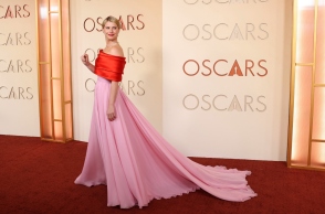 Όσκαρ 2026: Τι φόρεσαν οι celebrities στο κόκκινο χαλί