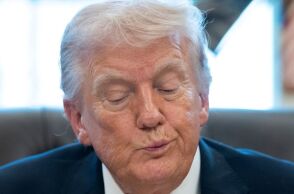 trump_den_theloume_voithia