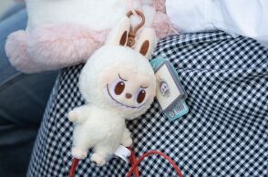 Η Pop Mart και η Sony ετοιμάζουν ταινία Labubu με τον σκηνοθέτη του Πάντινγκτον - Θα συνδυάζει live-action δράση και animation υψηλής τεχνολογίας