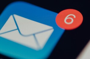 Μην σβήνεις το «Στάλθηκε από το iPhone μου»: Ο λόγος που σε… σώζει στα emails