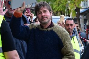 Ο Έλληνας ηθοποιός που κάνει γυρίσματα με τονΜπραντ Πιτ στην Αθήνα για τη νέα του ταινία