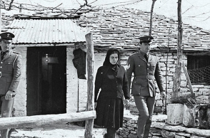 «Αναπαράσταση» (1970), του Θόδωρου Αγγελόπουλου