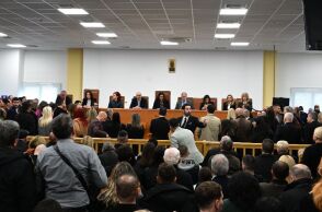 Δίκη των Τεμπών: Πληροφορίες για τις αλλαγές που θα γίνουν στην αίθουσα