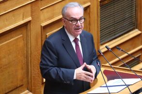 Ο Νίκος Παπαθανάσης υπέγραψε την ένταξη έργων 12,3 εκατ. ευρώ για την ενεργειακή θωράκιση των νοσοκομείων Ιπποκράτειο και Τρικάλων μέσω προγραμμάτων ΕΣΠΑ.