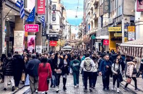 Ποια Κυριακή πριν το Πάσχα θα είναι ανοιχτά τα καταστήματα