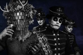 «Βάκχες» στην Επίδαυρο 2026: Διεθνής συμπαραγωγή με Λουκία Μιχαλοπούλου και Tiger Lillies