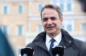 Μητσοτάκης: Εντυπωσιακή παρέλαση - Αναγκαιότητα και όχι πολυτέλεια η επένδυση στις Ένοπλες Δυνάμεις