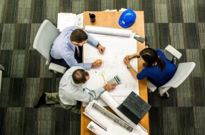 Εργαζόμενοι στο γραφείο