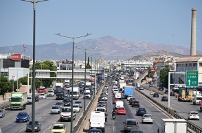 Αυτοκίνητα στον Κηφισό κολλημένα στην κίνηση