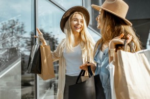 Aνοιξιάτικη shopping list: 10 αγορές που δεν θα μετανιώσεις