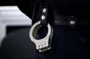 Συνελήφθη 48χρονος στη Θεσσαλονίκη για βίαιες ληστείες σε πεζούς - Στην κατοχή του βρέθηκαν κλεμμένη μηχανή, κινητά και χρηματικό ποσό άνω των 20.000 ευρώ