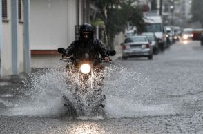 Μήνυμα του 112 στην Πιερία για την κακοκαιρία Erminio που πλήττει τη χώρα - Καλεί τους κατοίκους να περιορίσουν τις μετακινήσεις τους στις απολύτως απαραίτητες