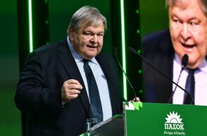 Ο Ευάγγελος Βενιζέλος ασκεί κριτική στον Κυριάκο Μητσοτάκη για πελατειακές πρακτικές, διαχείριση κρίσεων και παρεμβάσεις στους θεσμούς - Ολόκληρο το άρθρο