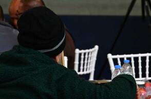 Πασχαλινό γεύμα αγάπης σε αστέγους του Δήμου Αθηναίων