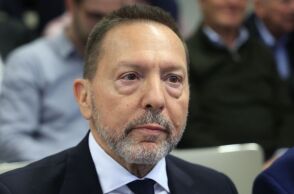 Ο Γιάννης Στουρνάρας χαρακτήρισε τιμή την πρόταση για τρίτη θητεία στην ΤτΕ, δεσμευόμενος για τη σταθερότητα του χρηματοπιστωτικού συστήματος της χώρας