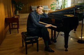 Το Φεστιβάλ Αθηνών Επιδαύρου ανοίγει τις Εορτές Αποχαιρετισμού στο Ωδείο Ηρώδου Αττικού με τη συναυλία του διακεκριμένου Ισλανδού πιανίστα Βίκινγκουρ Όλαφσον