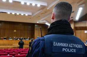 Ηλιούπολη: Τι εξετάζουν οι Αρχές για τον άγριο ξυλοδαρμό αστυνομικού