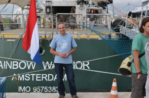 Κωστής Παπαϊωάννου, πρόεδρος του ελληνικού γραφείου της Greenpeace και μέλος του Συμβουλίου της Greenpeace International