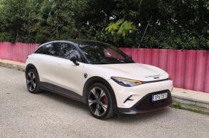 Οδηγούμε το smart #3 στην έκδοση Brabus που εντυπωσιάζει με την αυτονομία και την επιτάχυνση 