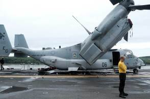 Μεταγωγικό ελικόπτερο Αμερικανών πεζοναυτών σε πολεμικό πλοίο των ΗΠΑ 