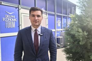 Άλεξ Μπρούζεβιτς: Ο στρατηγός των social media του Τραμπ ανοίγει τα χαρτιά του στην ATHENS VOICE
