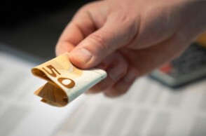 Πανωτόκια σε καταναλωτικά δάνεια και πιστωτικές κάρτες