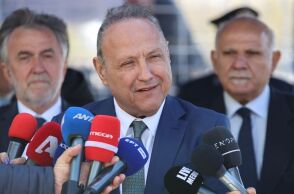 Θεσσαλονίκη: Σύσκεψη Αγγελούδη με φορείς για τις πτήσεις στο αεροδρόμιο Μακεδονία - Φόβοι για μείωση δρομολογίων από τη Ryanair και επιπτώσεις στον τουρισμό.
