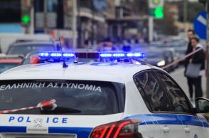 Θεσσαλονίκη: Πουλούσαν ναρκωτικά μέσω app - Κολλούσαν σε πλατείες αυτοκόλλητα με qr code για τις παραγγελίες