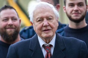 Ο Ντέιβιντ Ατένμπορο κλείνει σήμερα τα 100 του χρόνια και μοιράζεται το μυστικό της μακροζωίας του: Η σχεδόν χορτοφαγική δίαιτά του.
