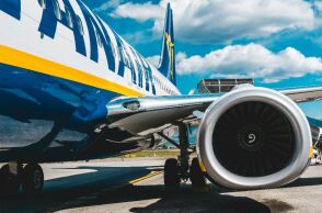 Η Ryanair ανακοίνωσε και επισήμως ότι κλείνει τη βάση της στο αεροδρόμιο Μακεδονία από τον Οκτώβριο