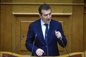Χρυσοχοΐδης: Έρχεται πλήρης απαγόρευση για τη χρήση ηλεκτρικών πατινιών μέχρι τα 18 έτη