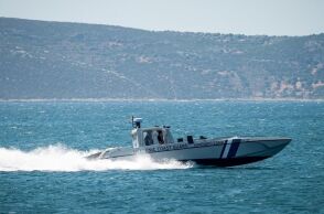 Περισυνελλέγησαν 97 μετανάστες νότια της Κρήτης μετά από εντοπισμό τους από drone της Frontex - Μεταφέρονται σε χώρο προσωρινής παραμονής στο Ηράκλειο.