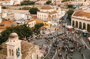 «Δημογραφική κατάρρευση»: Η Ελλάδα γερνά και κινδυνεύει να χάσει 1,7 εκατ. κατοίκους έως το 2060