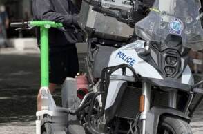 Έλεγχοι της Τροχαίας για ηλεκτρικά πατίνια στην Αττική