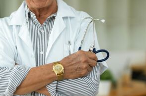Γιατρός για φακελάκι: Και δεν έκανα κάτι και κινδυνεύω - Λέω αν θέλετε δώστε