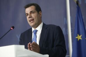 Θάνος Πλεύρης και Λεόν Γκλόντεν συμφώνησαν στη μείωση των μεταναστευτικών ροών, την επιτάχυνση του ασύλου και την ανάγκη αποτελεσματικών επιστροφών.