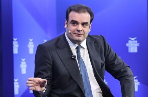 Πιερρακάκης για βενζίνη: Παρακολουθούμε τις τιμές, θα παρέμβουμε αν χρειαστεί