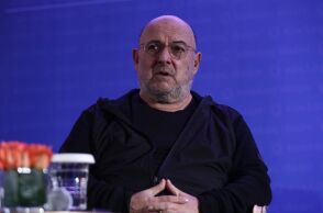 Ο Στράτος Φαναράς παρεμβαίνει στη σύγκρουση για τις δημοσκοπήσεις - Ο επικεφαλής της Metron Analysis προειδοποιεί για μεγάλες ανακατατάξεις στο πολιτικό σκηνικό