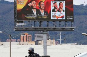 Η Κολομβία προσέρχεται σε κρίσιμες εκλογές εν μέσω έξαρσης βίας, με Αριστερά και Δεξιά να συγκρούονται για την επόμενη μέρα της χώρας.
