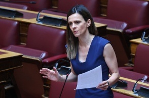 Έφη Αχτσιόγλου
