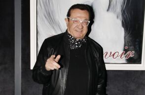 Ο Λευτέρης Πανταζής ανοίγει σουβλατζίδικο στο κέντρο της Θεσσαλονίκης μέσα στο καλοκαίρι, με στόχο τις προσιτές τιμές και τις μεγάλες μερίδες.