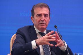 Χρυσοχοΐδης για Γιωτόπουλο: Δεν σέβονται τα θύματα, τη μνήμη τους, τα ορφανά παιδιά