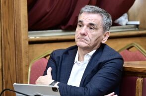  Τσακαλώτος: Είμαι θετικός σε πρόσκληση Τσίπρα – Θα συζητούσα μαζί του