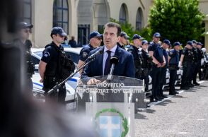 Χρυσοχοΐδης για 37χρονο Παλαιστίνιο: Δεν υπάρχουν μοναχικοί λύκοι - Στρατηγική στροφή της Χαμάς, πρώτη φορά έπειτα από 40 χρόνια βγαίνει εκτός Ισραήλ
