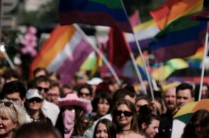 Πιο ορατοί, όχι πιο ασφαλείς: το παράδοξο των ΛΟΑΤΚΙ δικαιωμάτων στην Ευρώπη