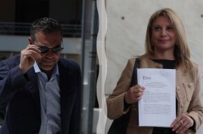 Αόριστες διακηρύξεις για την Ελλάδα, σιωπή για την Ευρώπη