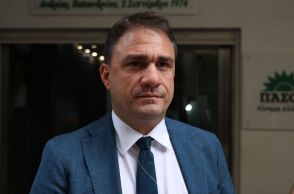 Ο Κώστας Τσουκαλάς μιλά για «επιδημία» παραιτήσεων γενικών γραμματέων και κατηγορεί την κυβέρνηση ότι μένει εκτεθειμένη εν μέσω καταγγελιών για τις πολεοδομίες.