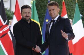 Στη σύνοδο των G7 στο Εβιάν έφτασε ο Βολοντίμιρ Ζελένσκι, επιδιώκοντας μια κρίσιμη συνάντηση με τον Ντόναλντ Τραμπ για το μέλλον της Ουκρανίας.